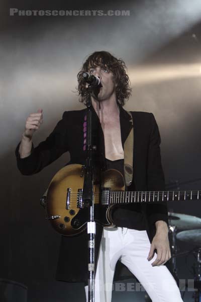 RAZORLIGHT - 2007-09-15 - LA COURNEUVE - Parc Departemental - Grande Scene - Jonathan Edward Borrell